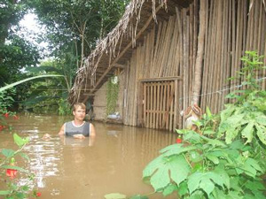 Martin Micha im Hochwasser