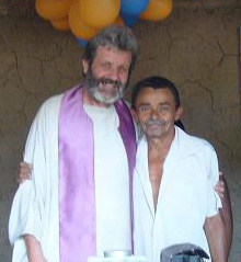Raimundo und Pe. Jos&eacute;